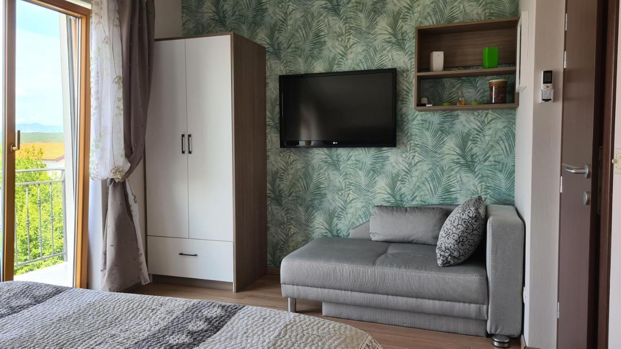 Villa Amalia Apartments مالينسكا المظهر الخارجي الصورة