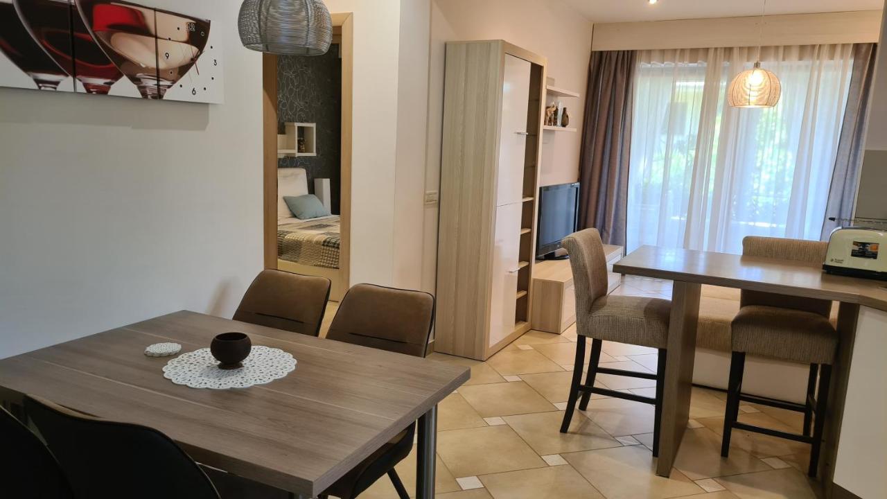 Villa Amalia Apartments مالينسكا المظهر الخارجي الصورة
