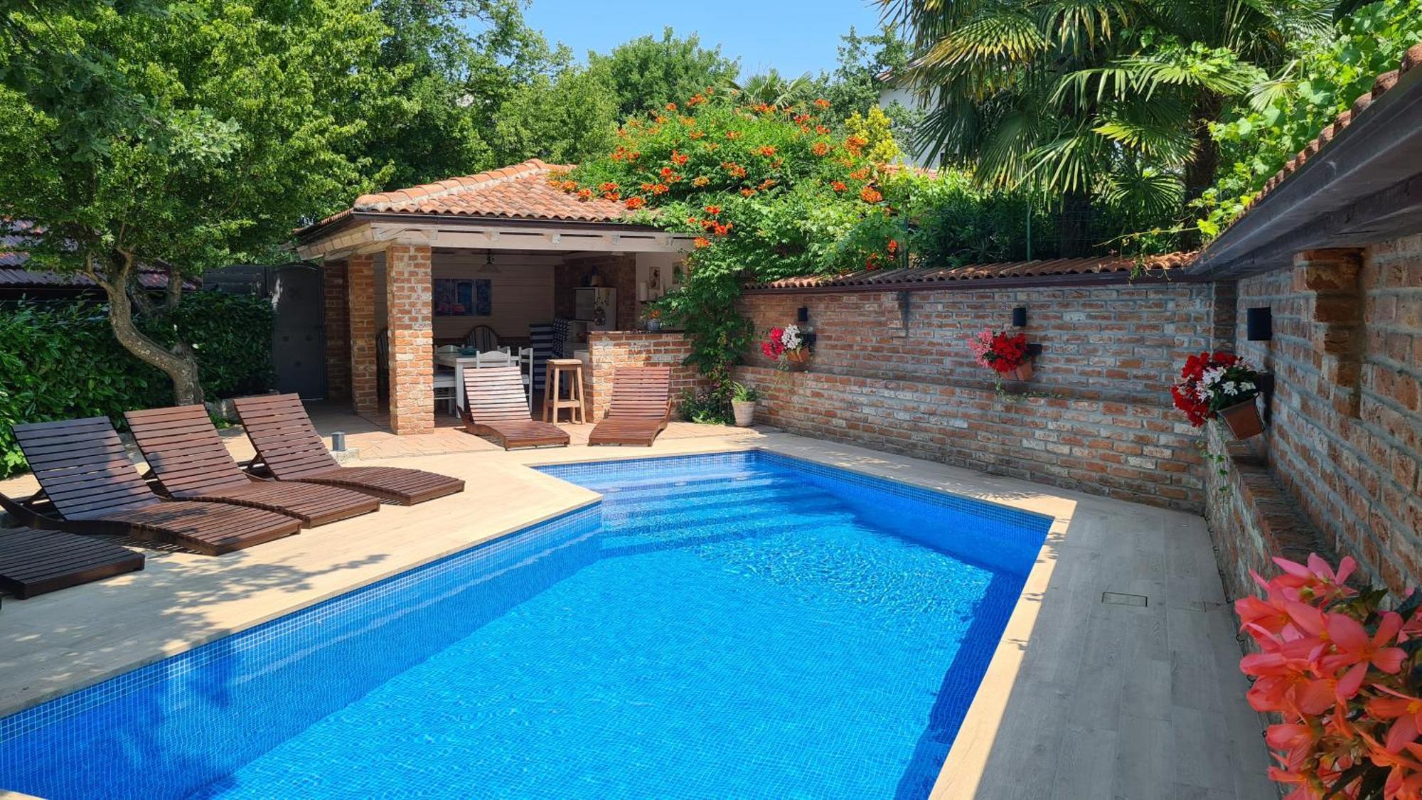 Villa Amalia Apartments مالينسكا المظهر الخارجي الصورة