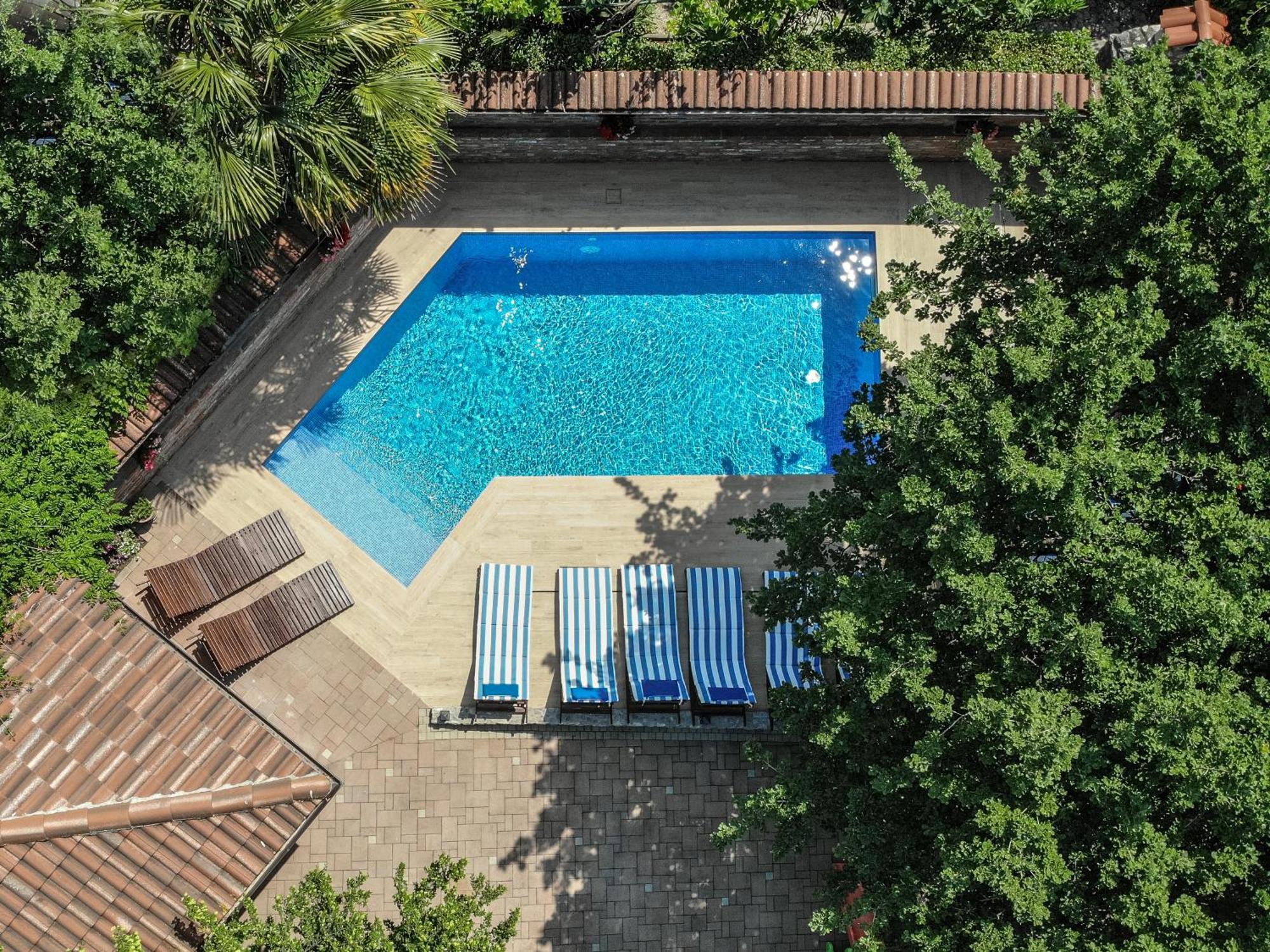 Villa Amalia Apartments مالينسكا المظهر الخارجي الصورة